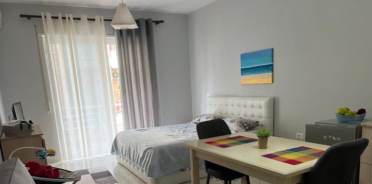 Emi Sol Apartment Vlore Luaran gambar