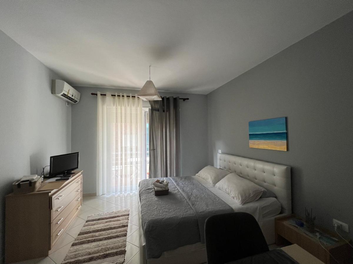 Emi Sol Apartment Vlore Luaran gambar
